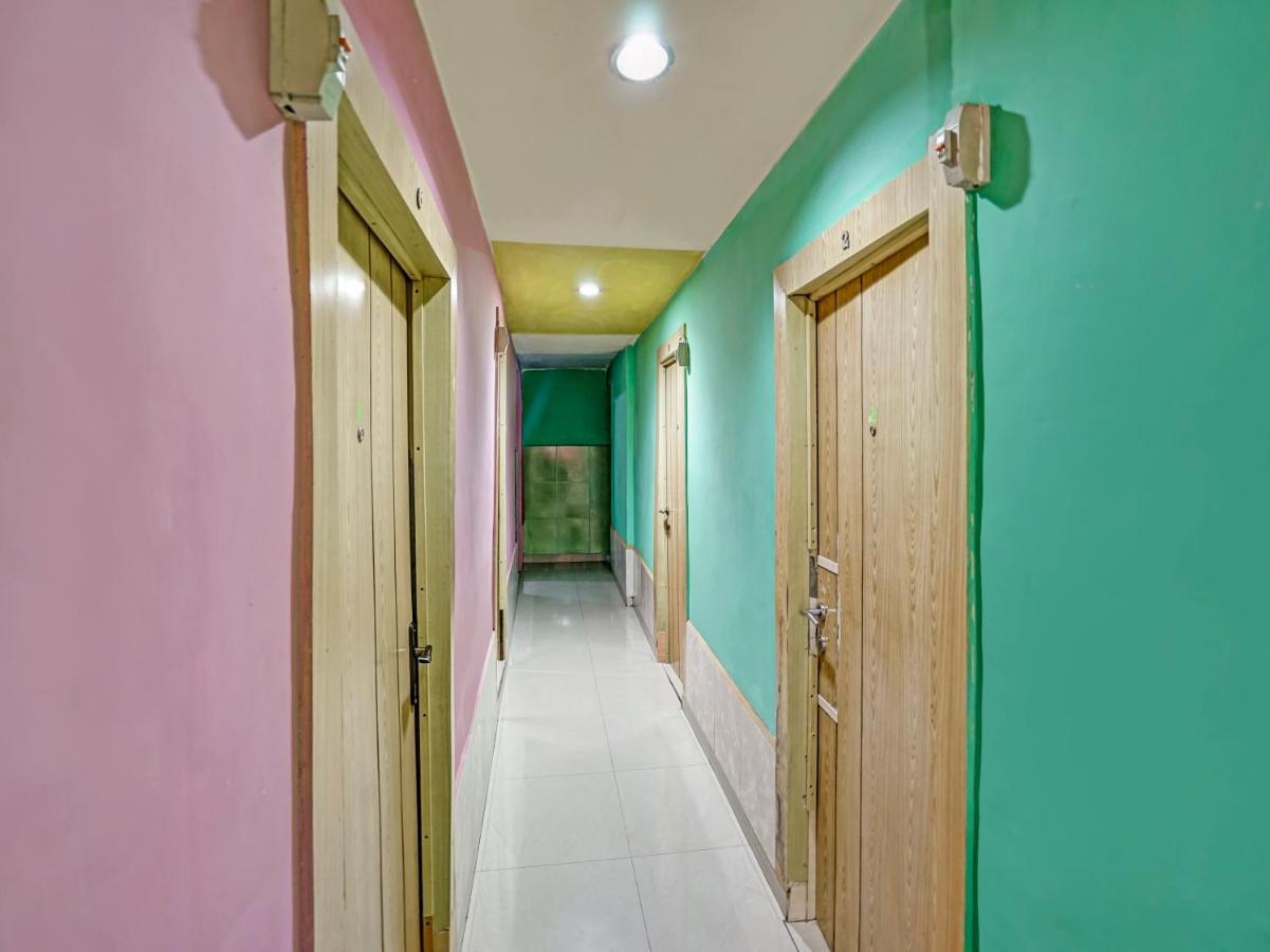 Oyo 90158 Hotel Lendosis Perintis Kemerdekaan Palembang Kültér fotó