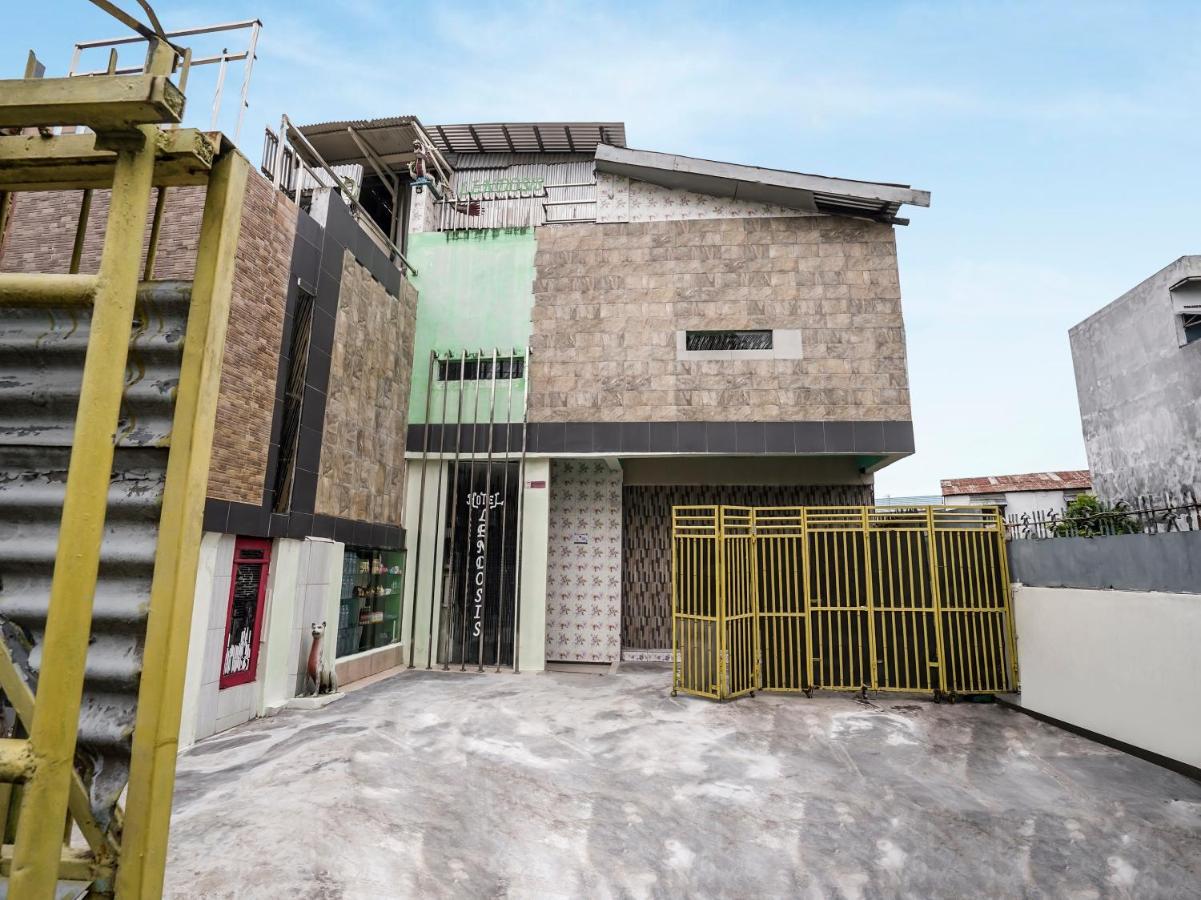 Oyo 90158 Hotel Lendosis Perintis Kemerdekaan Palembang Kültér fotó