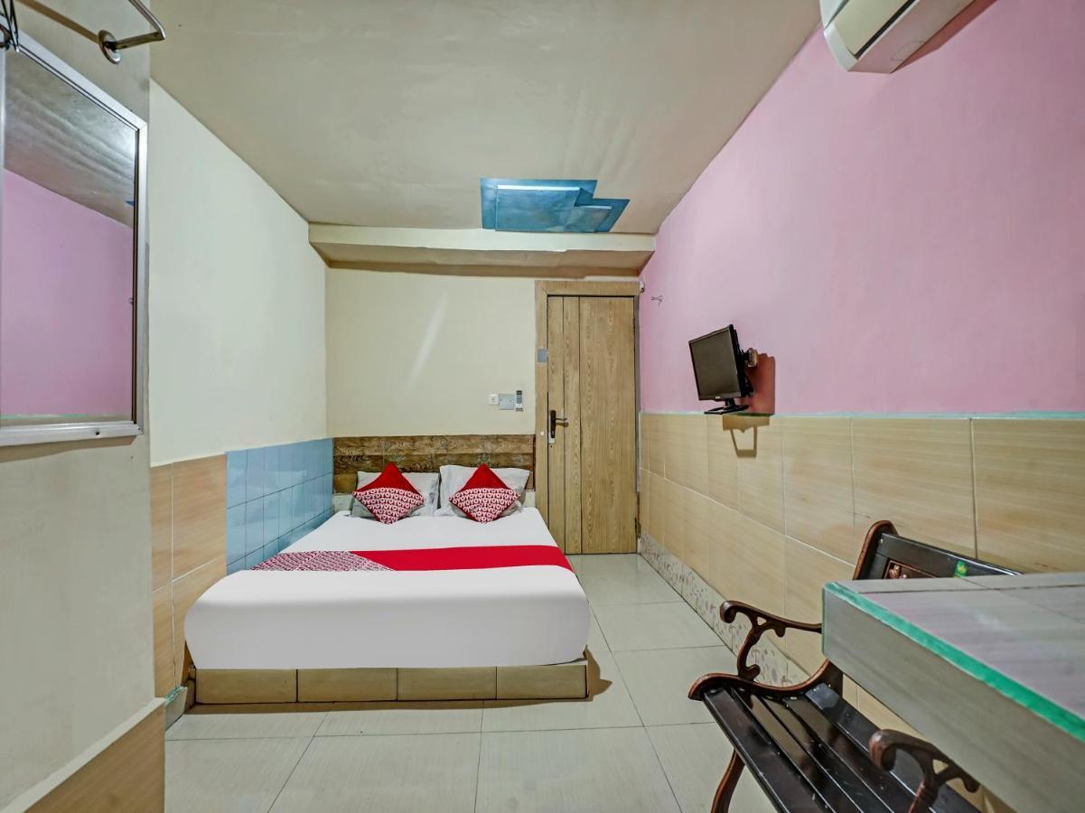 Oyo 90158 Hotel Lendosis Perintis Kemerdekaan Palembang Kültér fotó