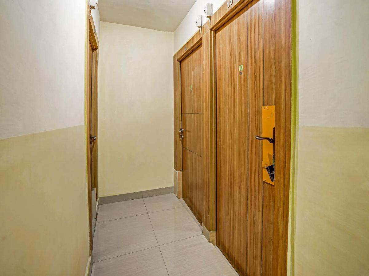 Oyo 90158 Hotel Lendosis Perintis Kemerdekaan Palembang Kültér fotó